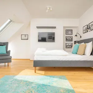  Apartment Rooftop Mit Großer Terrasse